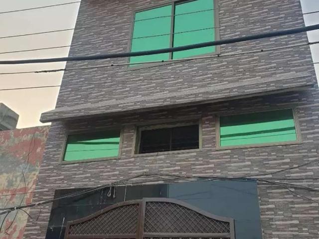 House located in main chowk Sialkot ID 54309