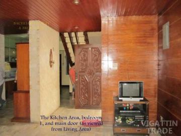 House & Lot with 3 Door Apartment For Sale +639173206