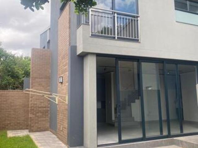 House Menlo Park Gauteng LS67605518