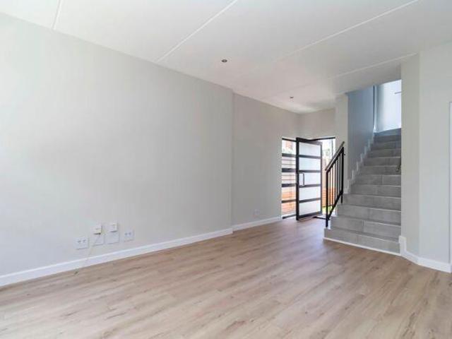 House Midrand Gauteng LS67606530