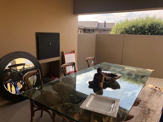 House Midrand Gauteng LS67606630