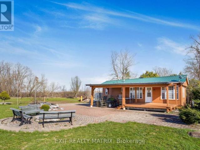 House North Glengarry ON 102271863