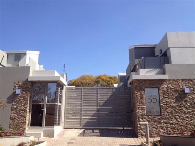 House Oaklands Gauteng 67606813