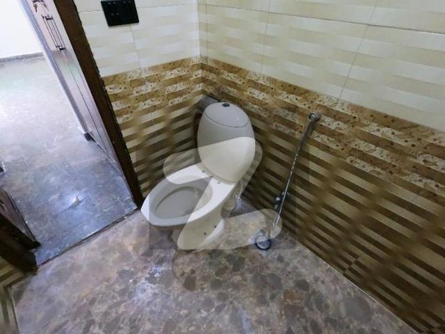 House Of 5 Marla Available For Sale In Bahria Town Block BB