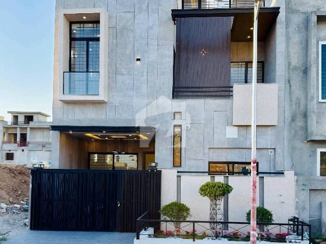 House Of 5 Marla In MPCHS Block F Is Available