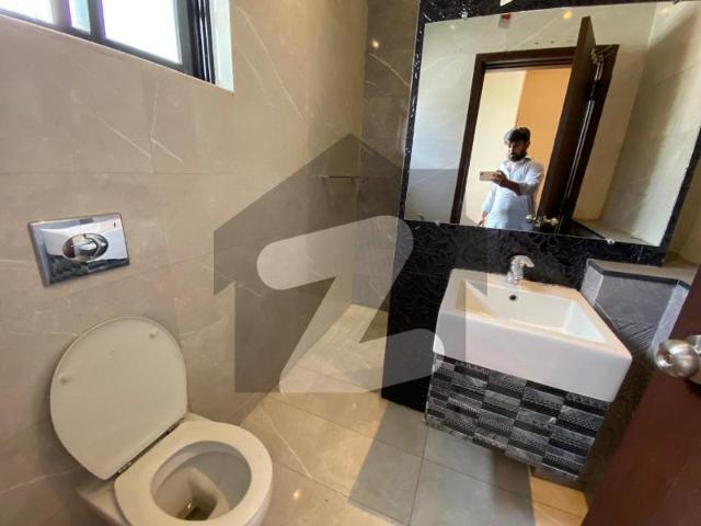 House Of 600 Square Yards Is Available For rent F 8