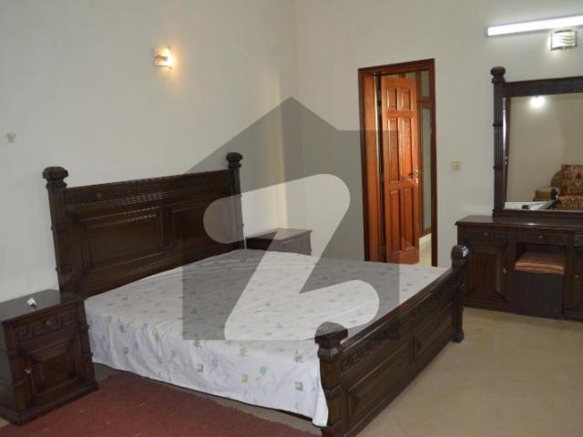 House Of 6 Kanal Is Available For Sale Model Town Block C