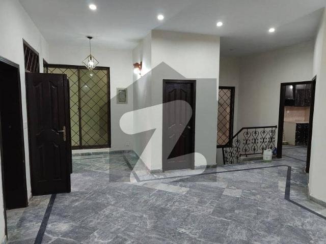 House Of 7 Marla Available In Faisal Town