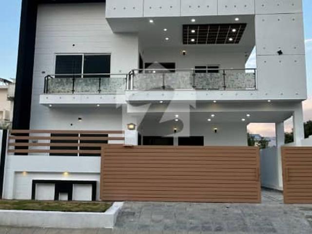House Of 10 Marla In Top City 1