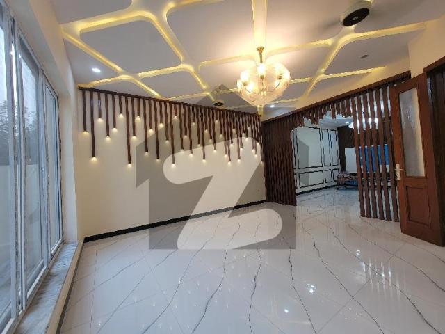 House Of 10 Marla Is Available For Sale In Bahria Enclave Sector A