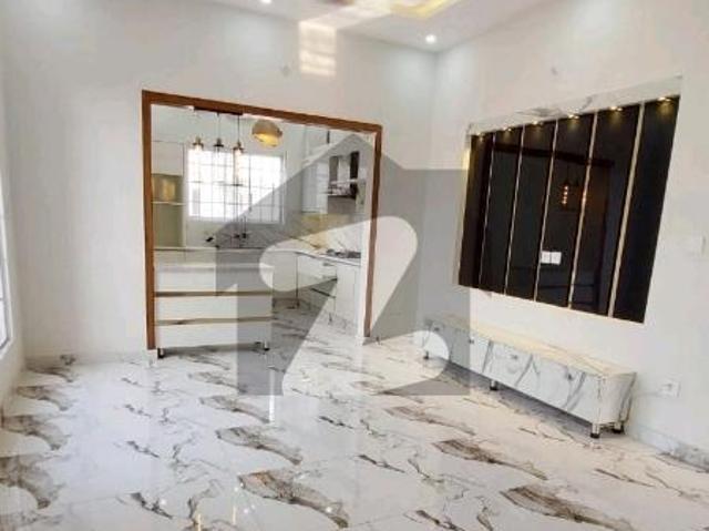 House Of 10 Marla Is Available For Sale In Top City 1