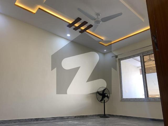 House Of 10 Marla Is Available In Contemporary Neighborhood Of Shaheen Town