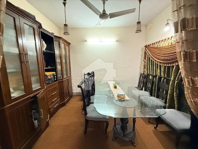 House Of 12 Marla In Stadium Road For sale