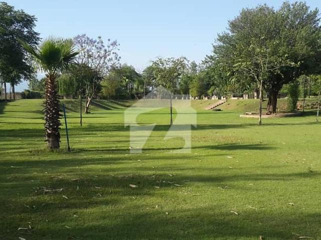 House Of 21 Kanal Available In Chak Shahzad