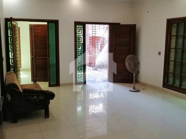 House Of 240 Square Yards Available In Gulshan e Iqbal Block 2