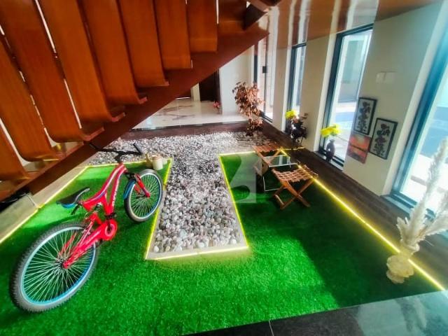 House Of 2 Kanal Available In Iqbal Avenue