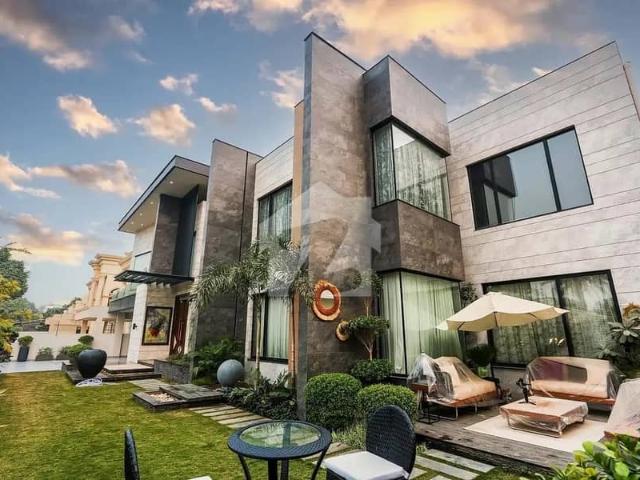 House Of 30 Marla Available For Sale In DHA Phase 6 Block J