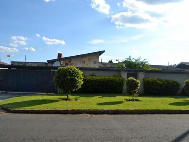 House Olivanna Gauteng LS67606671