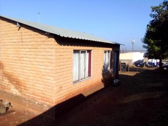 house on the market in mamelodi. lusaka
