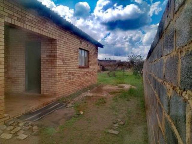 house on the market in orange farm d.