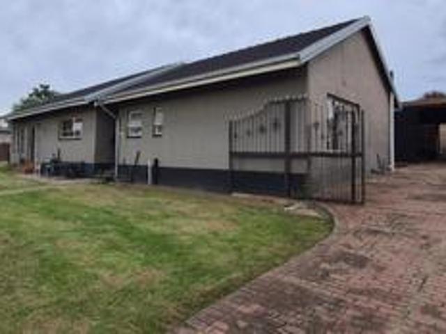 house on the market in birchleigh