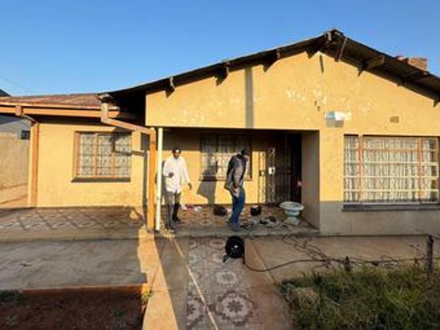 house on the market in dube, soweto