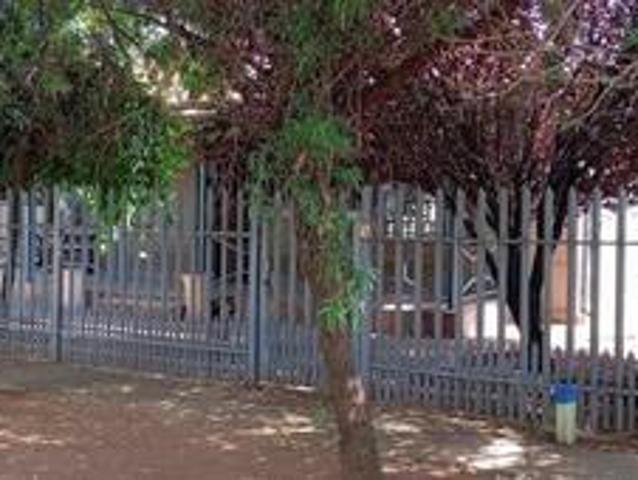 house on the market in geduld for r960000