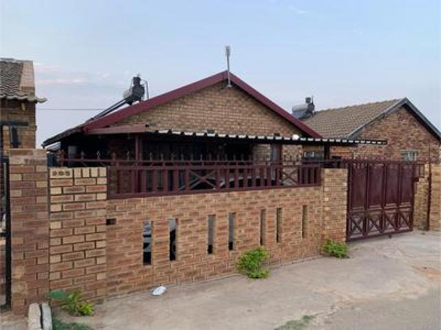house on the market in liliba