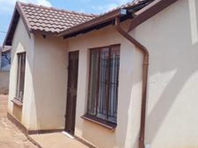 house on the market in soshanguve vv