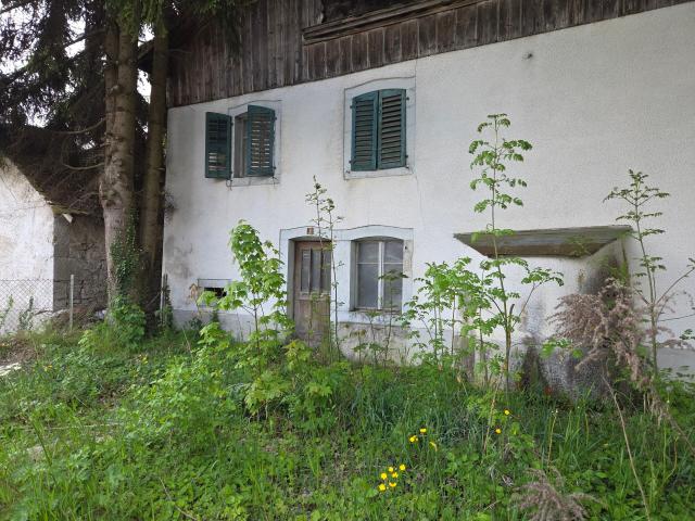 House on sale in Glovelier | dreamo. Ch