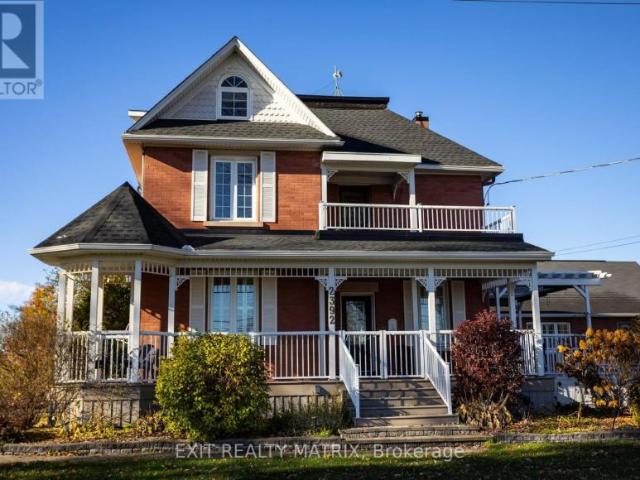 House Ottawa ON 101252079