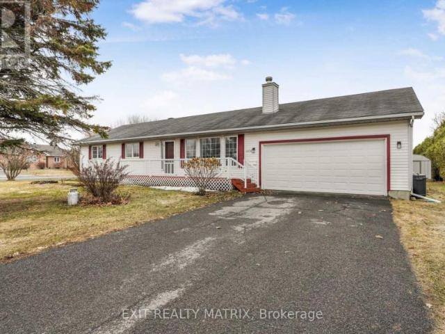 House Ottawa ON 101948324