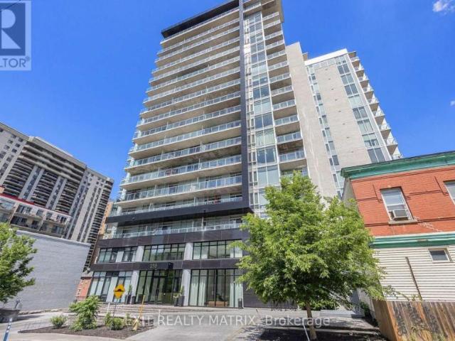 House Ottawa ON 102883401