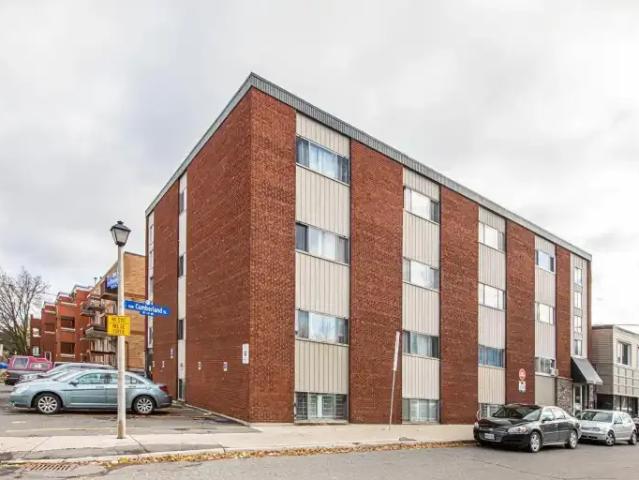 House Ottawa ON 103118830