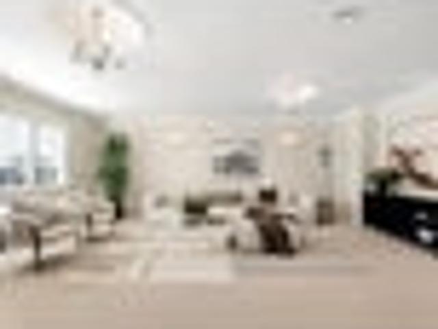 House Scale, Apartment Ease in Aintree