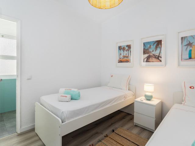 House Santa Luzia center | BBQ • Terrace • Beach