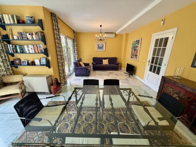 House – Semi Detached House in The Golden Mile