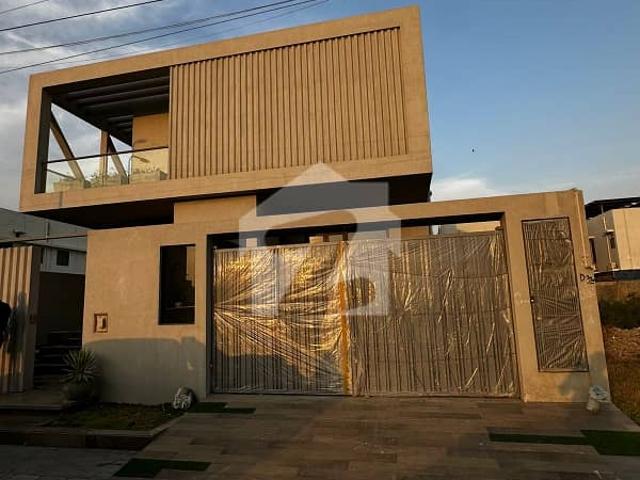 House Sized 500 Square Yards Available In DHA Phase 8
