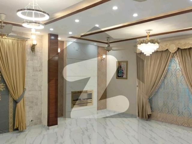 House Sized 5 Marla Available In Bahria Town Sector E