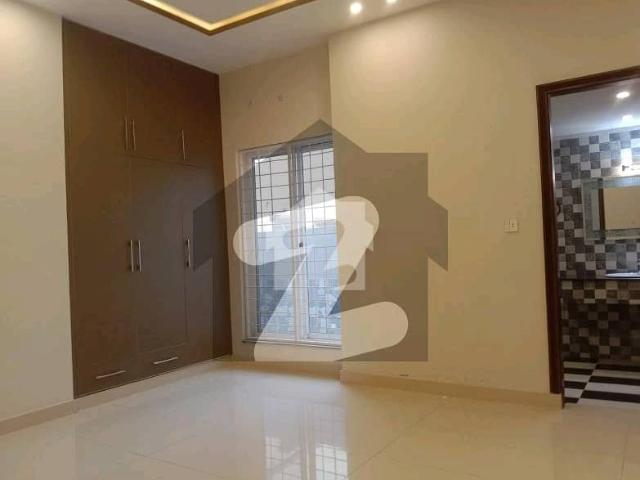 House Sized 10 Marla Is Available For Sale In Bahria Town Sector C