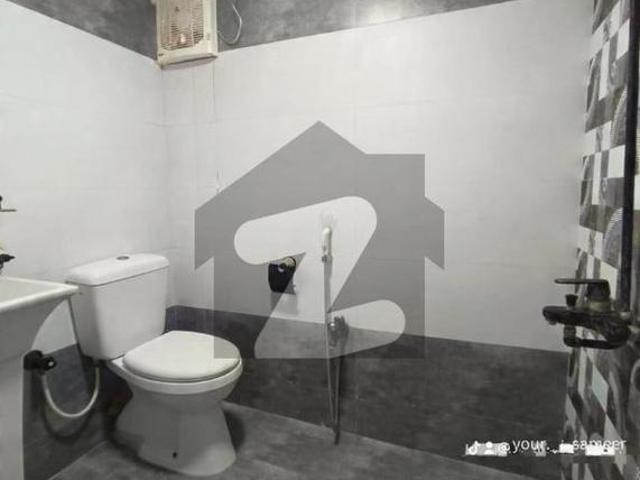 House Sized 120 Square Yards Is Available For sale In Model Colony Malir