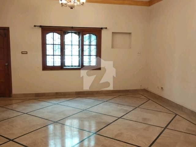 House Sized 14 Marla Is Available For rent In I 8