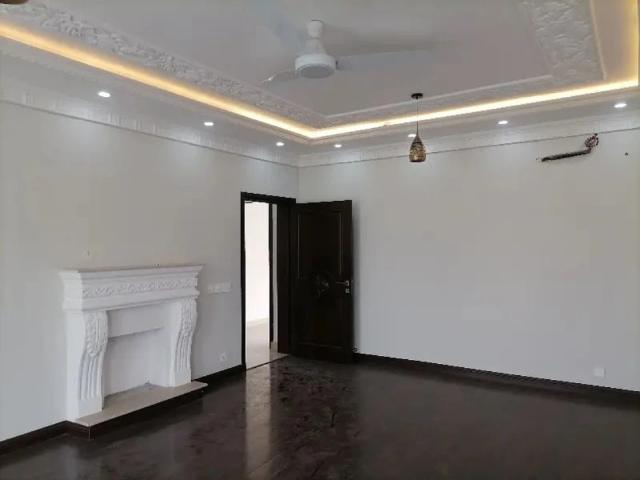 House Spread Over 20 Marla In DHA Phase 6 Available Lahore DHA Defence ID 98527