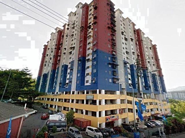 House Sri Malaysia desa petaling fully furnished tingkat 9