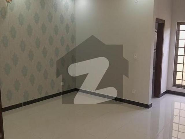 Houses Are Available For Rent. Gulberg Residencia