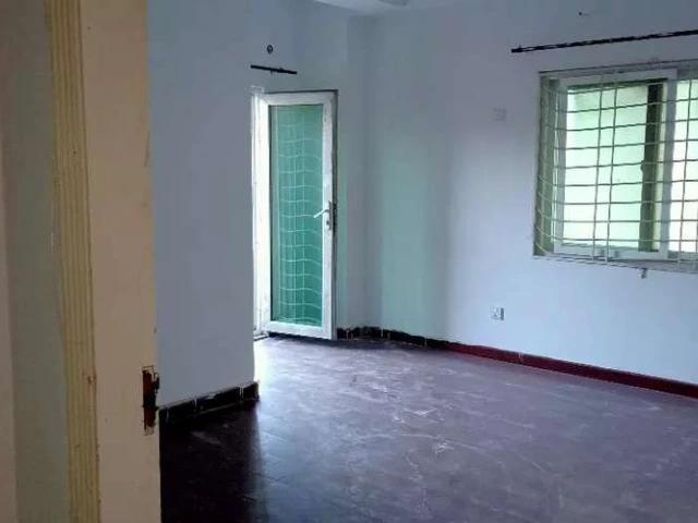 Housing foundation family apartment ground corner 10 marla extra land Islamabad G 11 ID 51236