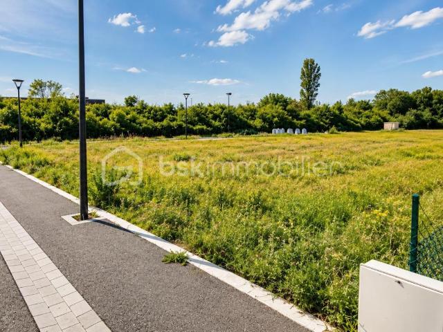 Houssen Vente Terrain 68