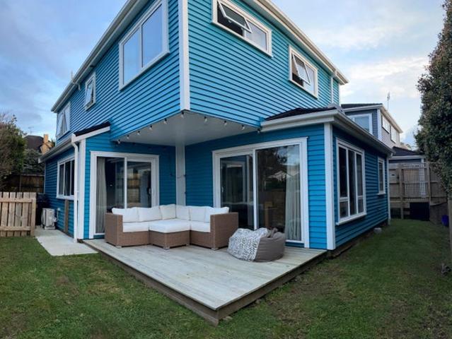 Howick, 3 bedrooms