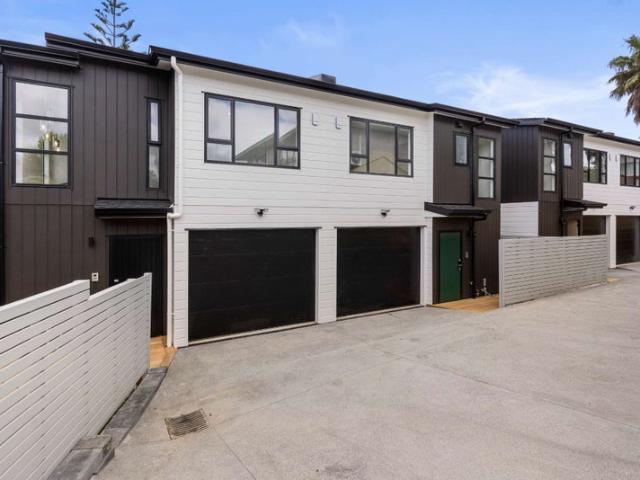 howick, 3 bedrooms