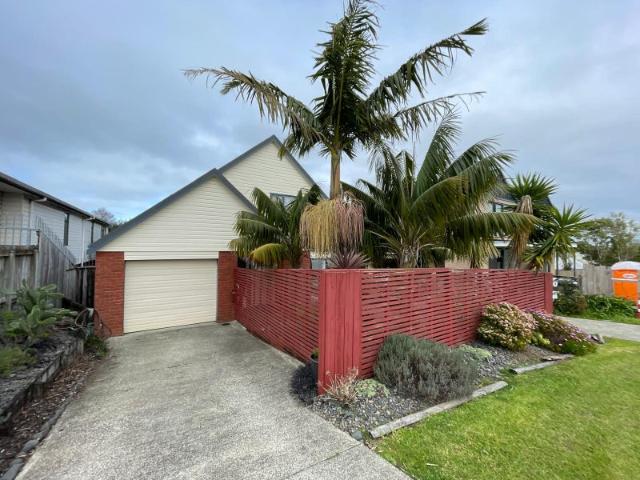 howick, 3 bedrooms